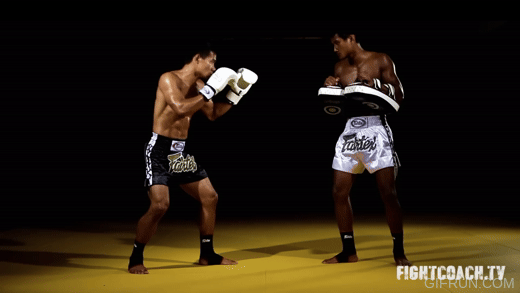 Thai kick