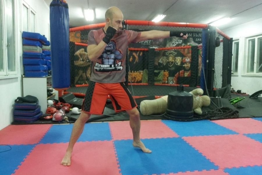 How To Throw A Jab