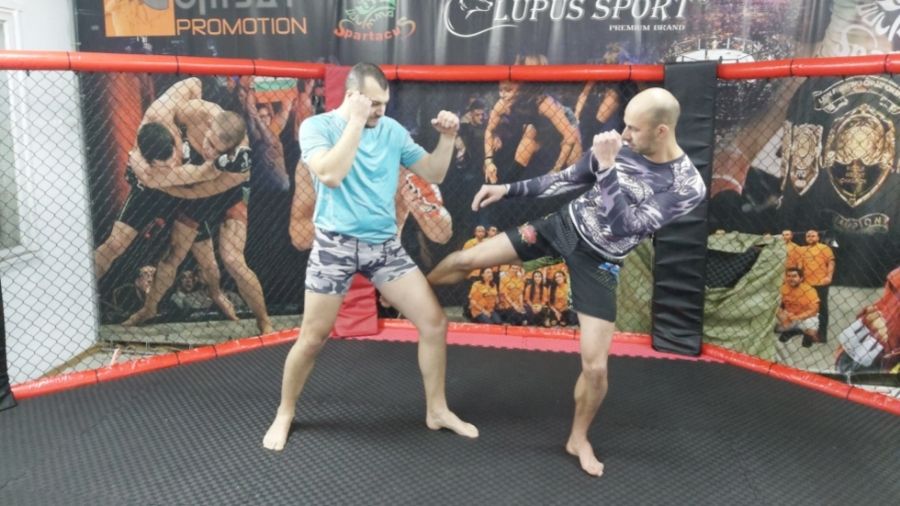 How To Throw A Proper Outside Leg Kick