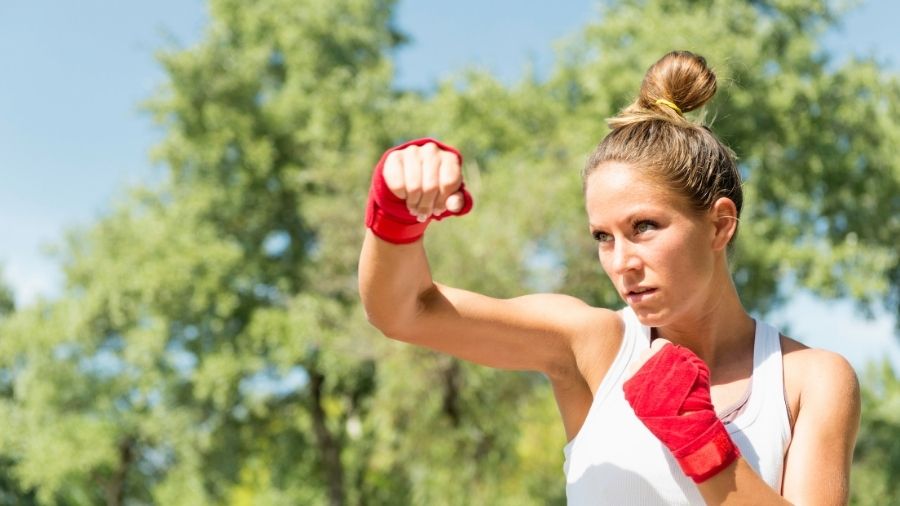 Thumb Position When Throwing A Hook Thumb Position When Throwing A Hook